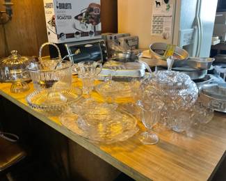 Cut glass pieces