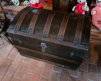 Vintage trunk