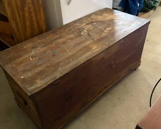 Wood cedar chest