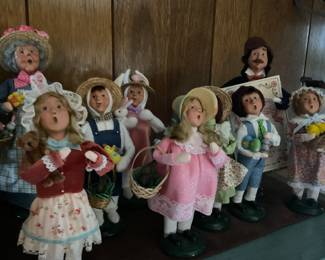 Byer figures