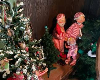 Holiday ANNALEES