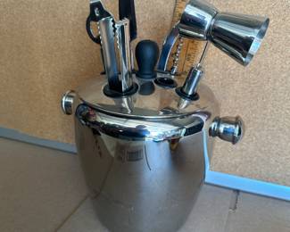 Bar Set $12.00