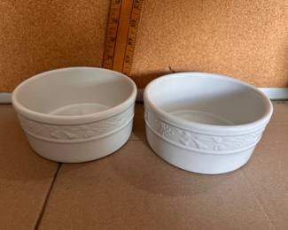 White Bowl with Fruit $6.00