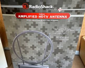 #2 Radio Shack Amplified HDTV Antenna $6.00