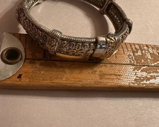 Magnetic Clasp Bracelet $4.00
