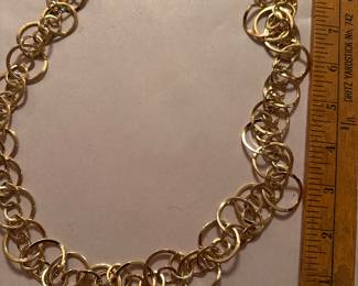 Gold Link Necklace $10.00