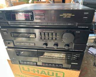 Sony Stereo with Speakers LBT-D105 with one speaker $50.00