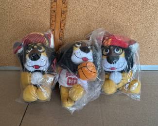 3 Hubert the Lion Plush $6.00