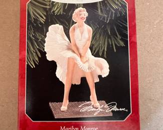 Hallmark Marilyn Monroe $3.00