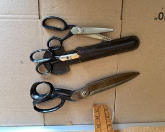 3 Scissors $6.00