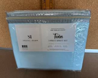 Blue Sweet Home Twin Size Sheet set $12.00