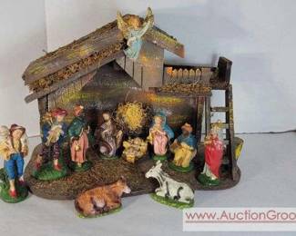 1 11 Piece 1960s or 70s Vintage Nativity or Creche Set. All pieces are marked Italy