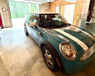 Mini Cooper- 2009 Model: COOPERN 2D Manual, 6 speed transmission, Vin#WMWMF33549TU71134, 10,803 miles, excellent condition