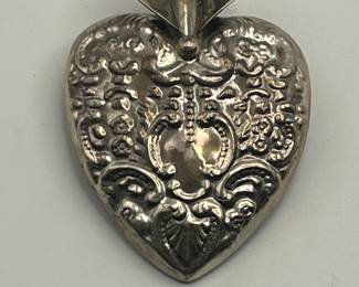 Sterling Silver Posy Brooch Holder.