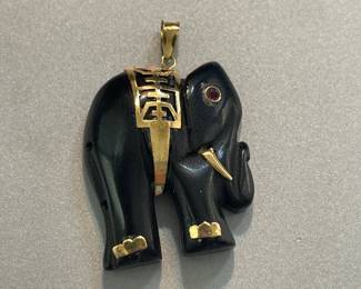 14Kt Gold Onyx Elephant Pendant