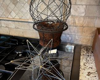 Wire Decor