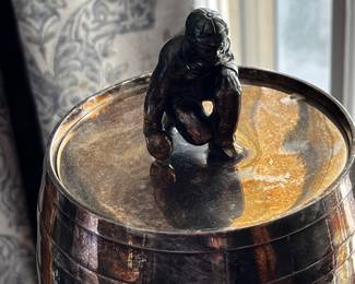 Unique Biscuit Barrel 