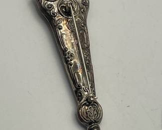 Small Posy Pin