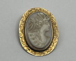 10Kt Gold Carved Cameo