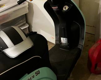 Gator Grace 50cc Gas Scooter Classic Vespa Look