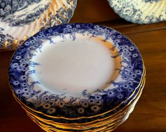 Antique and Vintage Plates