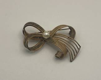 Vintage Gold Filled Brooch