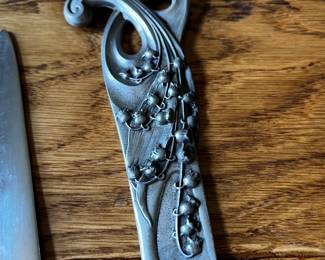 Large Collection of Silverplate and Sterling Items