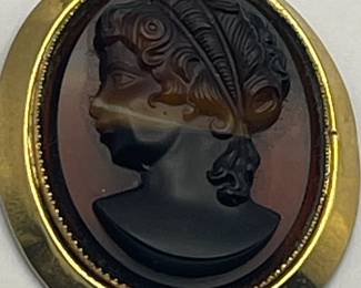 Vintage Cameo