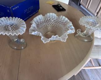 Fenton Hobnail