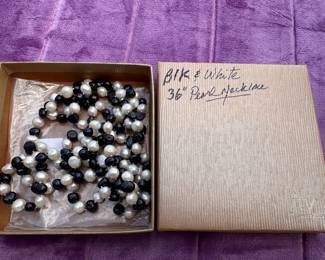 JTV Black and White Pearl Necklace $18.00