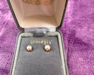 Concepts Earrings New #1 $3.00