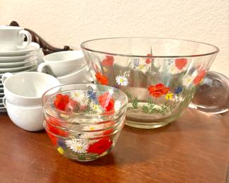 Floral design bowls, vintage