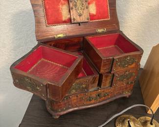 Antique wooden jewelry keepsake box