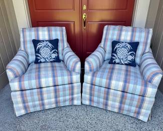 30 BakerFurnitureClubChairsPlaidUpholstery2WilliamsburgPillows