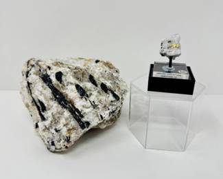 64 GoldinQuartzSpecimenHarvardMineLargeQuartzwTourmaline