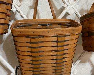 AUCTION @ hibid.com/catalog/672931/cluckin-good-finds-at-velasco