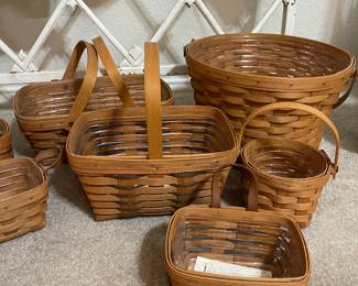 AUCTION @ hibid.com/catalog/672931/cluckin-good-finds-at-velasco