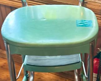 Vntg Cosco “high” chair/ 2+ step stool $85
