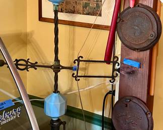 Vntg Iron Floor weather Vain $45