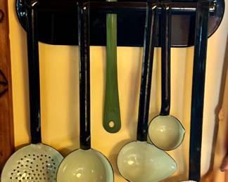 Vntg Enamel 6 pc kitchen utensil set with back plate $195