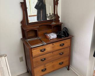 dresser