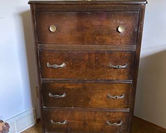 Vintage Hepworth Furniture Co. 4 Drawer Dresser