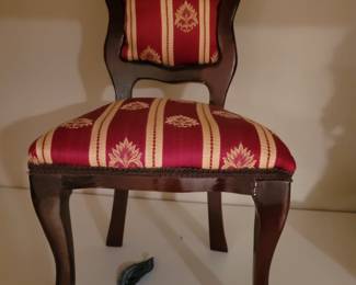 Doll chair