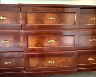 Stunning Baker 9-drawer dresser