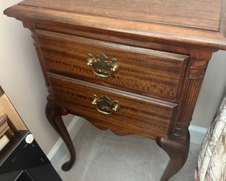 Queen-Anne bedside table with brass pulls and 2 drawers, 19"w x 14"d x 28"h 