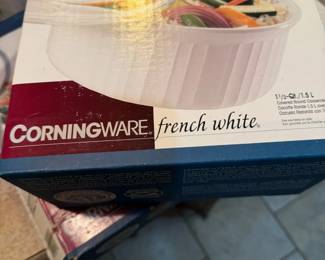 Corning Ware 1.5qt casserole dish