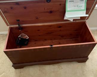 Lane Cedar Chest