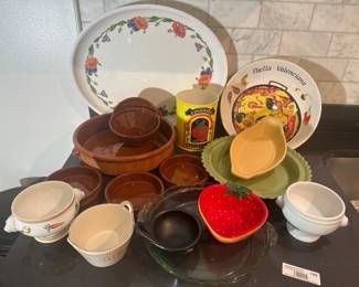 Mixed Ceramic & Pottery Serveware