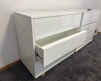 Modern White 3-Drawer Dresser