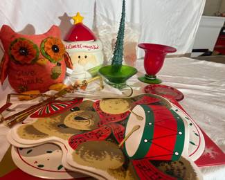 Holiday & Seasonal Décor Assortment